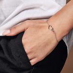 Bratara cu inimioara si simbolul infinitului din aur alb B0323