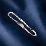 Brățară din aur alb cu plăcuță lată B363