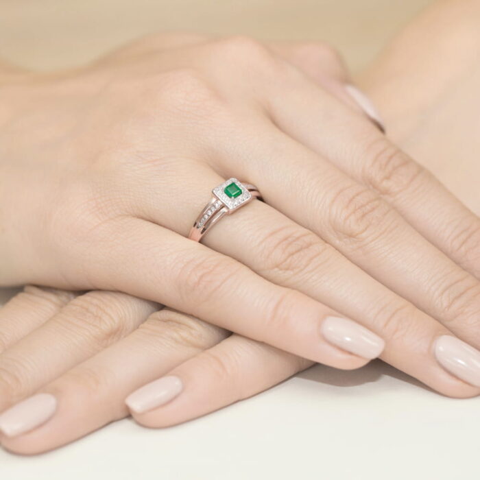 Inel Aur 14K cu Smarald 0.15 ct - Imagine 11
