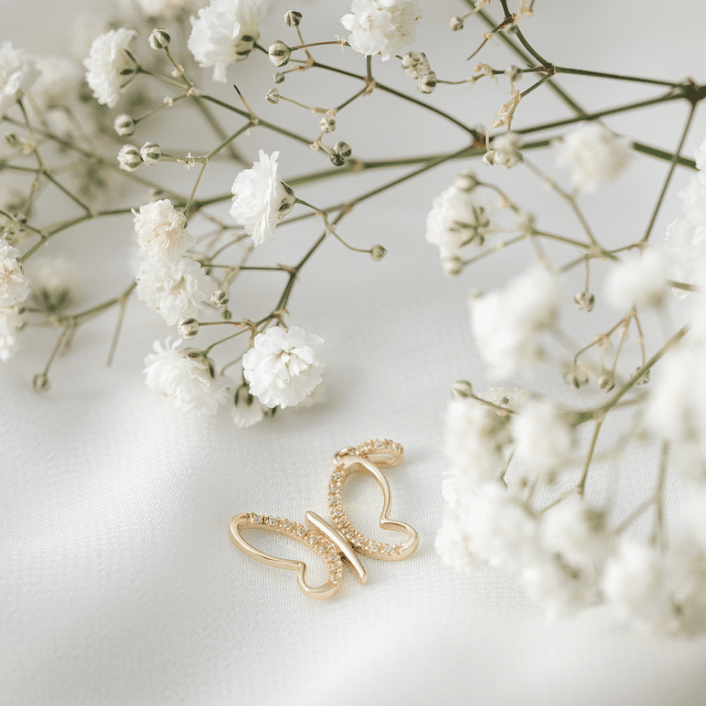 elegance-shop-bijuterie-iasi-aur-alb-galben-zirconia-cristale-inel-cercei-pandantiv-colier-lantisor-bratari-set-fluturas.png Pandantiv din aur fluturaș cu cristale P206 - Imagine 1