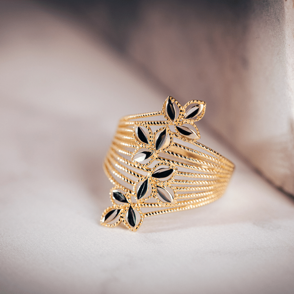 elegance-shop-bijuterie-iasi-coliere-inele-pandantive-bratari-cristale-zirconia-soare-luna-cruce-aur-galben-alb-rose-stelute-soare-ac-de-cravata-bijuterii-elegante-ocazie-50.png Inel din aur galben și aur alb I0258 - Imagine 1