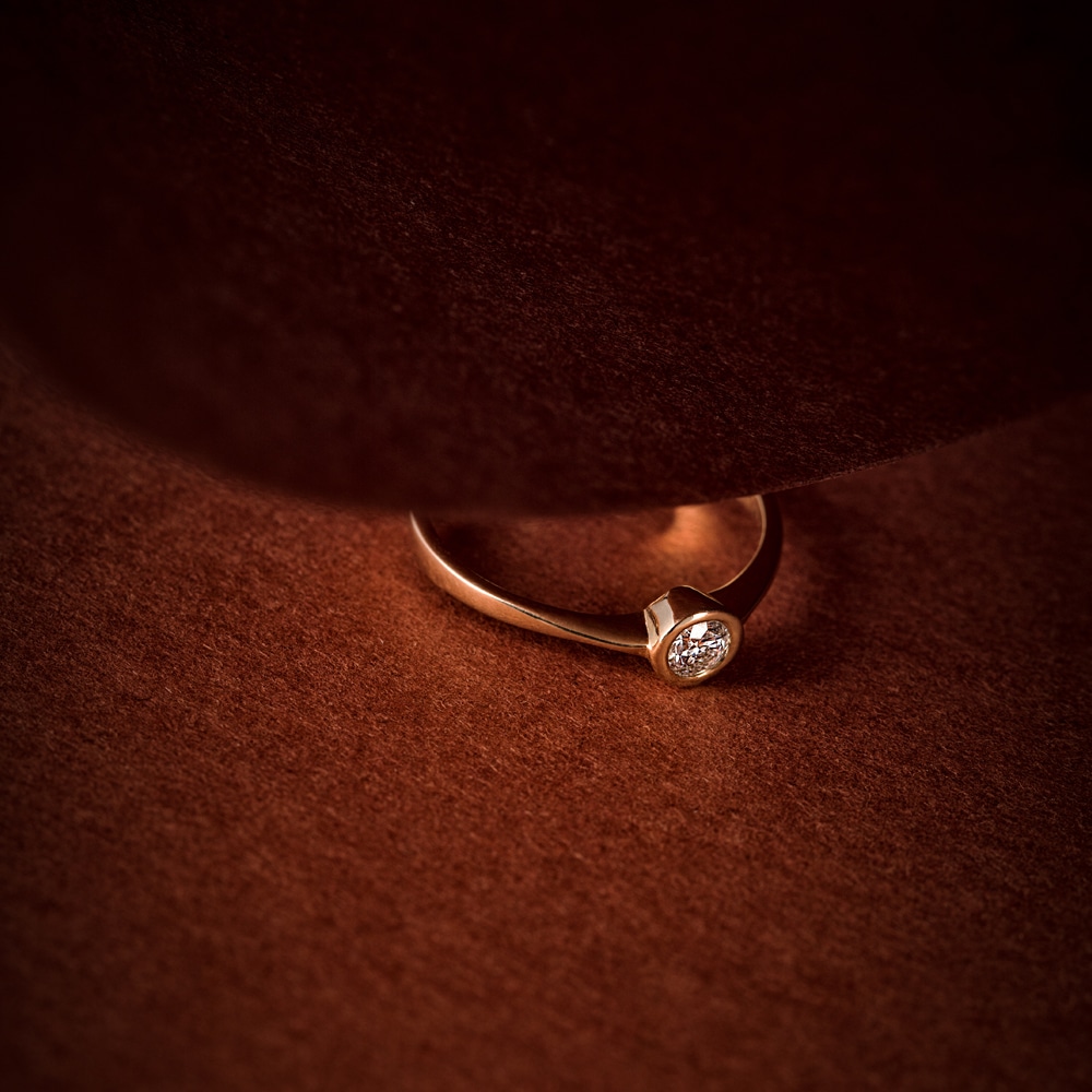elegance-shop-bijuterie-iasi-inel-solitaire-aur-galben-diamant-10.jpg Inel solitaire din aur galben cu diamant 0.14 ct I0220 - Imagine 1