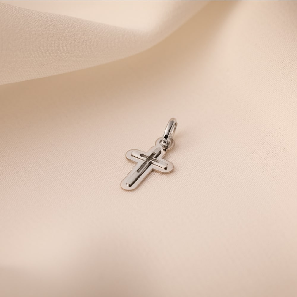 elegance-shop-bijuterie-iasi-pandantiv-cruciulita-aur-alb-decupaje.jpg Pandantiv cruciuliță din aur alb P172 - Imagine 1